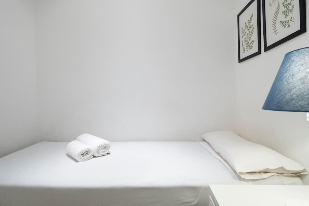 Bebarceloner Poble Nou Apartaments - 2 Bedroom Exterior photo